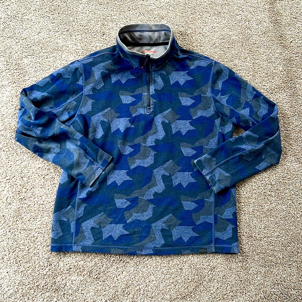 Breathable Camo Light Weight Performance Sportswe… - image 1